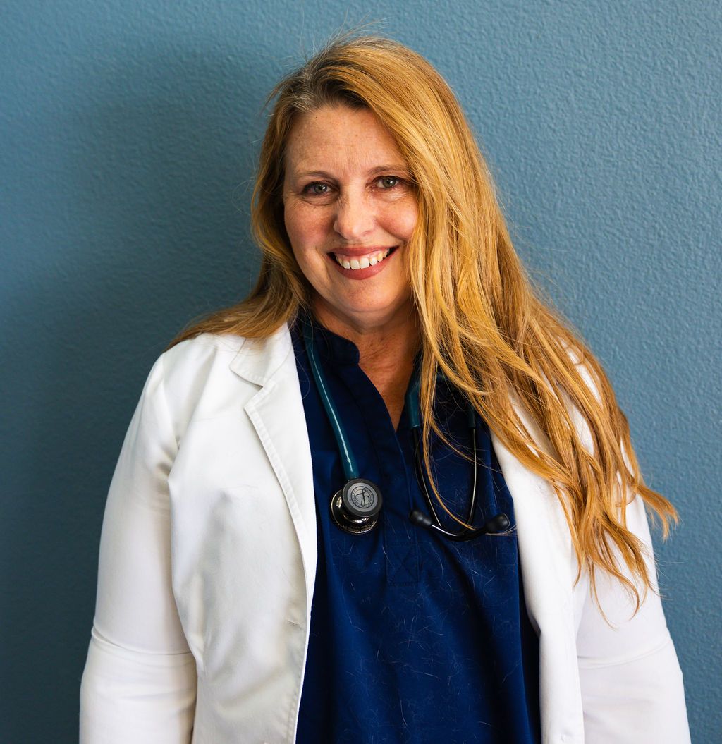 Dr. Nichole Weinstein – DVM, Medical Director